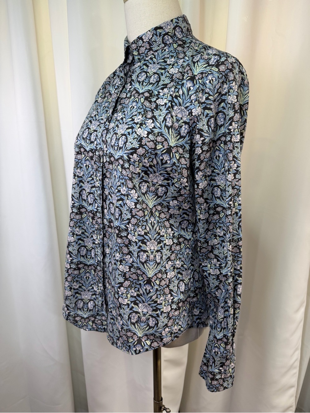 J. Crew x Liberty London Button-Up ‘Perfect Shirt’ in “Junes Meadow Floral” Sz 8 - Picture 7 of 16